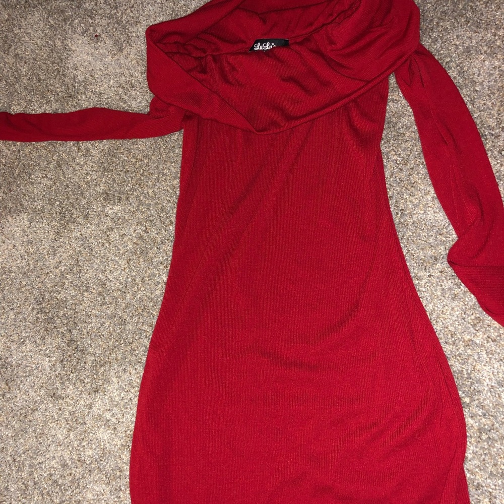 Red lulu’s dress xs